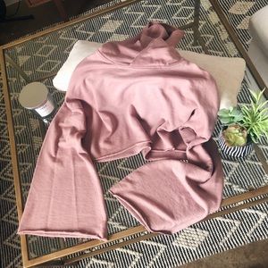 MISSGUIDED Pink Cropped Flare-Sleeve Sweatshirt